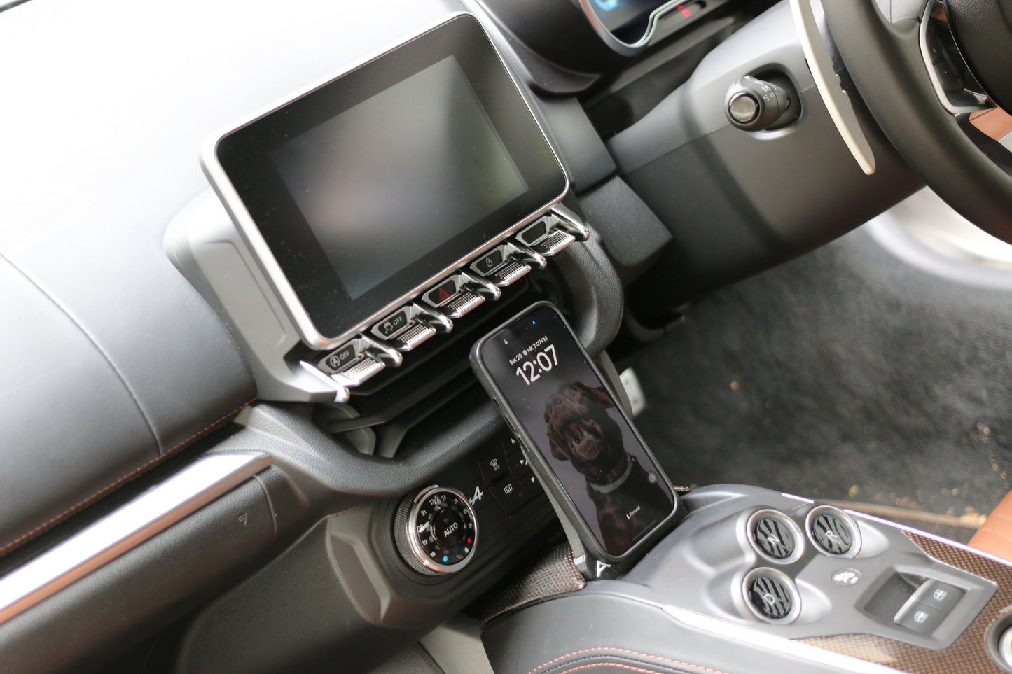 Alpine A110 MagSafe Charger Phone Holder