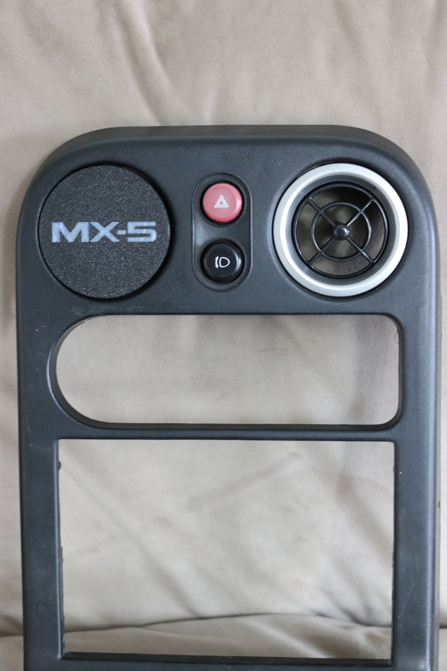 Mazda MX5 MK1 NA MagSafe Charger Phone Holder