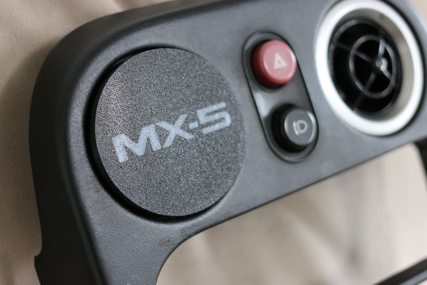 Mazda MX5 MK1 NA MagSafe Charger Phone Holder