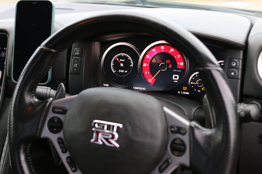 Nissan GTR R35 VMount Digital Dash CarPlay Android Auto Virtual Cockpit
