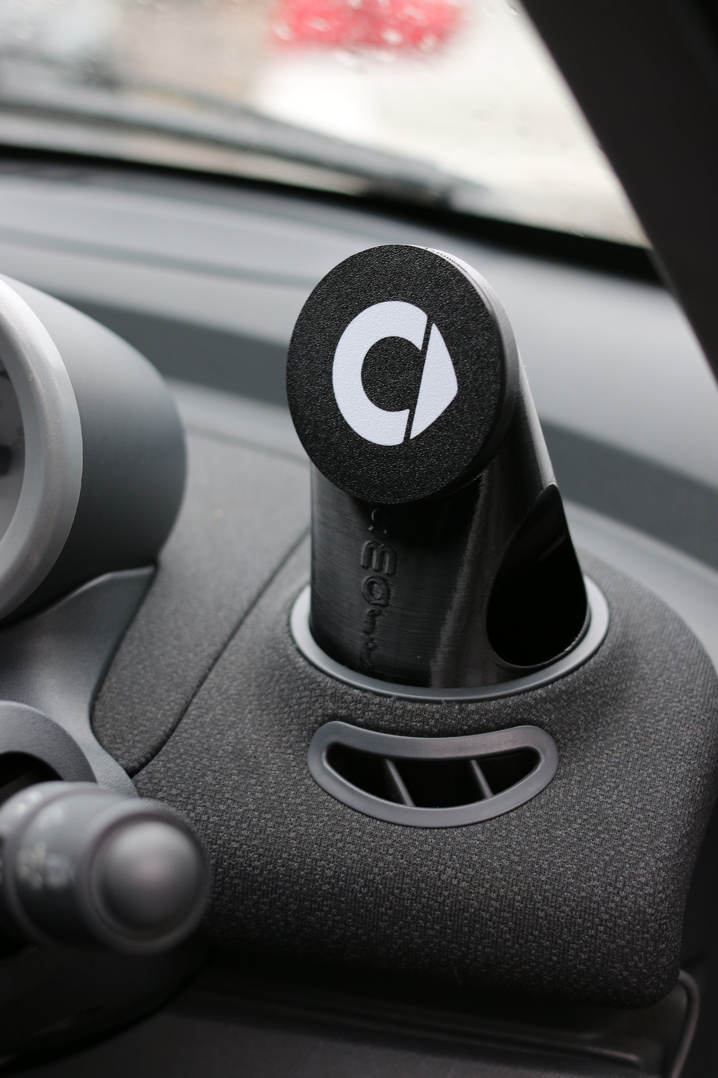 Smart Roadster MagSafe Charger Phone Holder