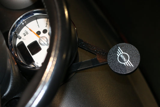 Mini Cooper Countryman R60 Rev Counter MagSafe Charger Phone Holder