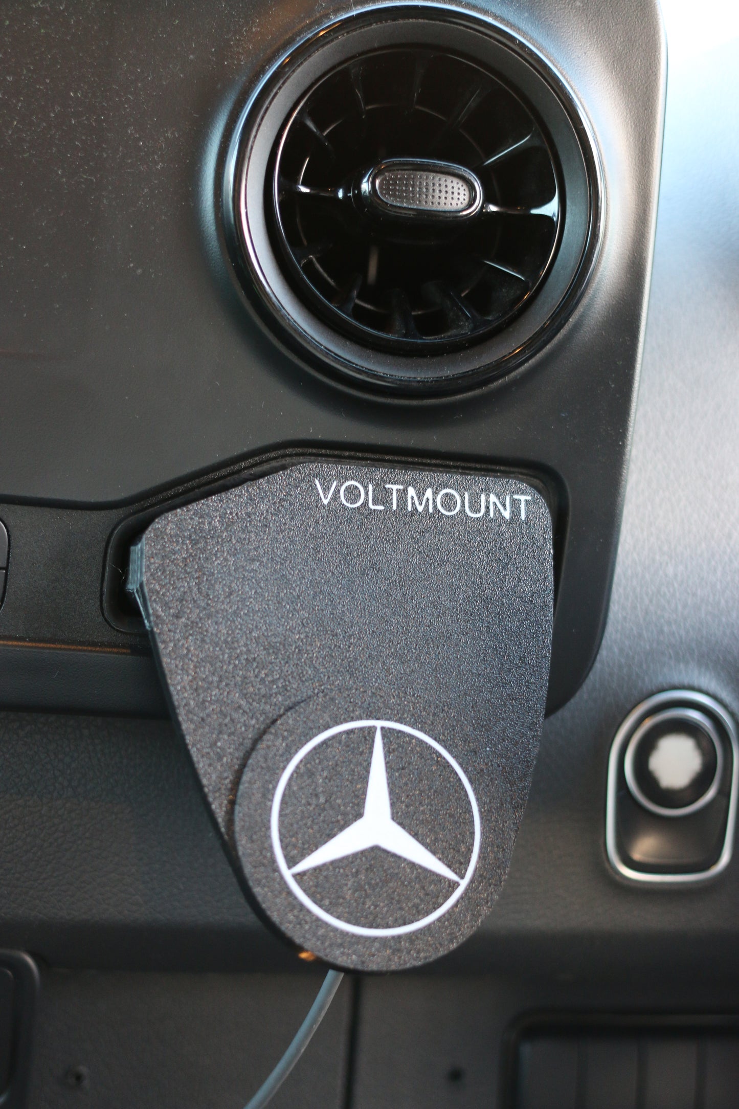 Mercedes Sprinter MagSafe Charger Phone Holder 2019-2025