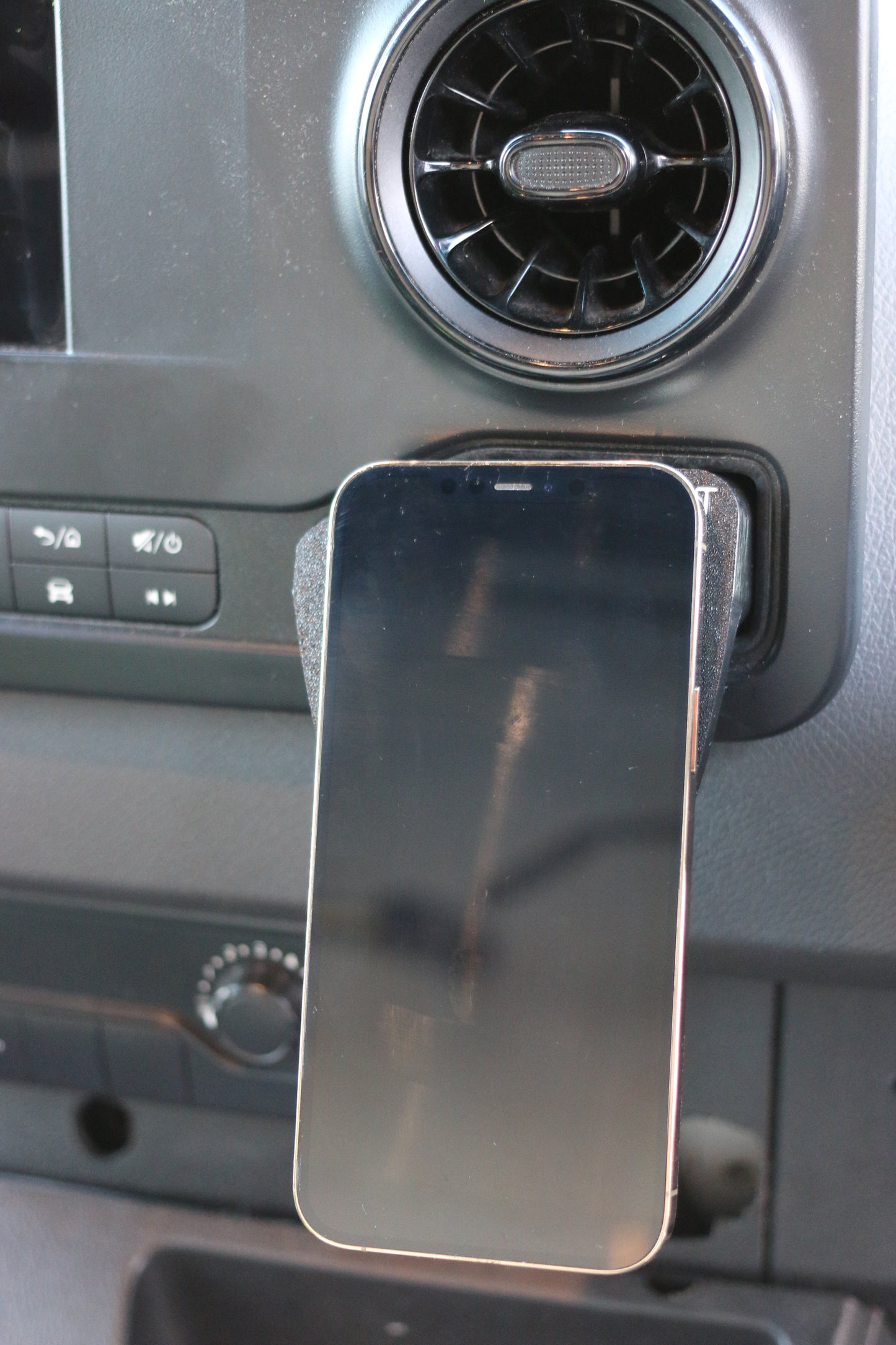 Mercedes Sprinter MagSafe Charger Phone Holder 2019-2025