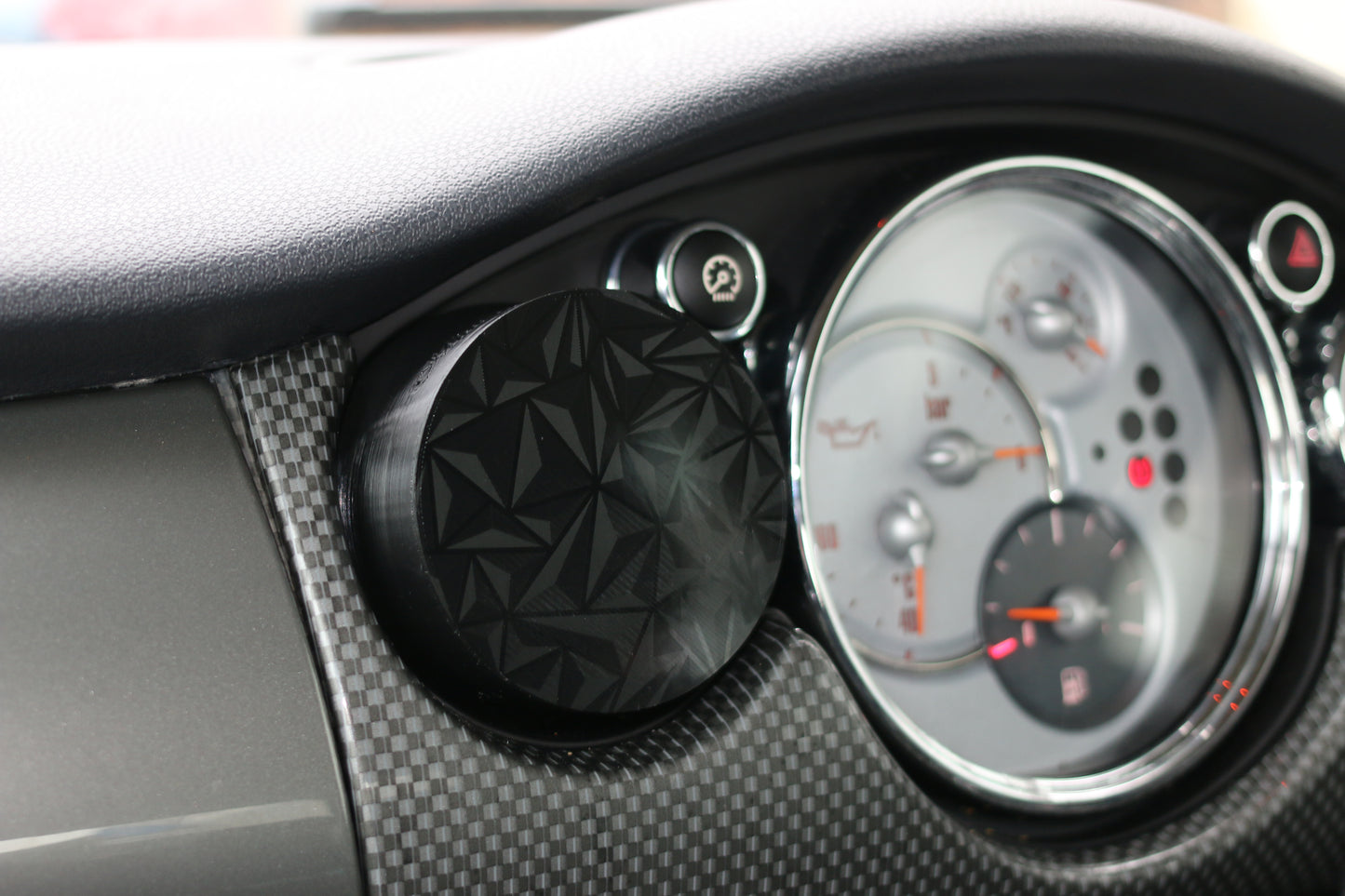 Mini Cooper R50 MagSafe Charger Phone Holder