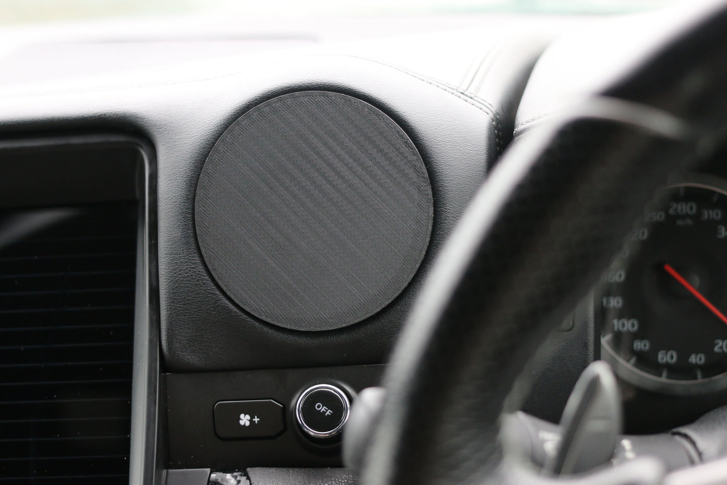 Nissan GTR R35 MagSafe Charger Phone Holder