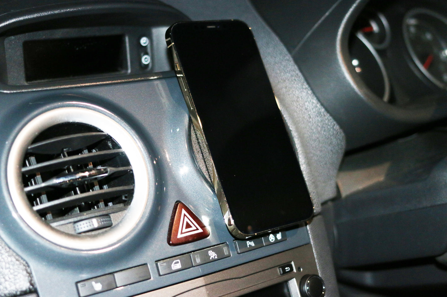 Vauxhall Corsa D MagSafe Charger Phone Holder