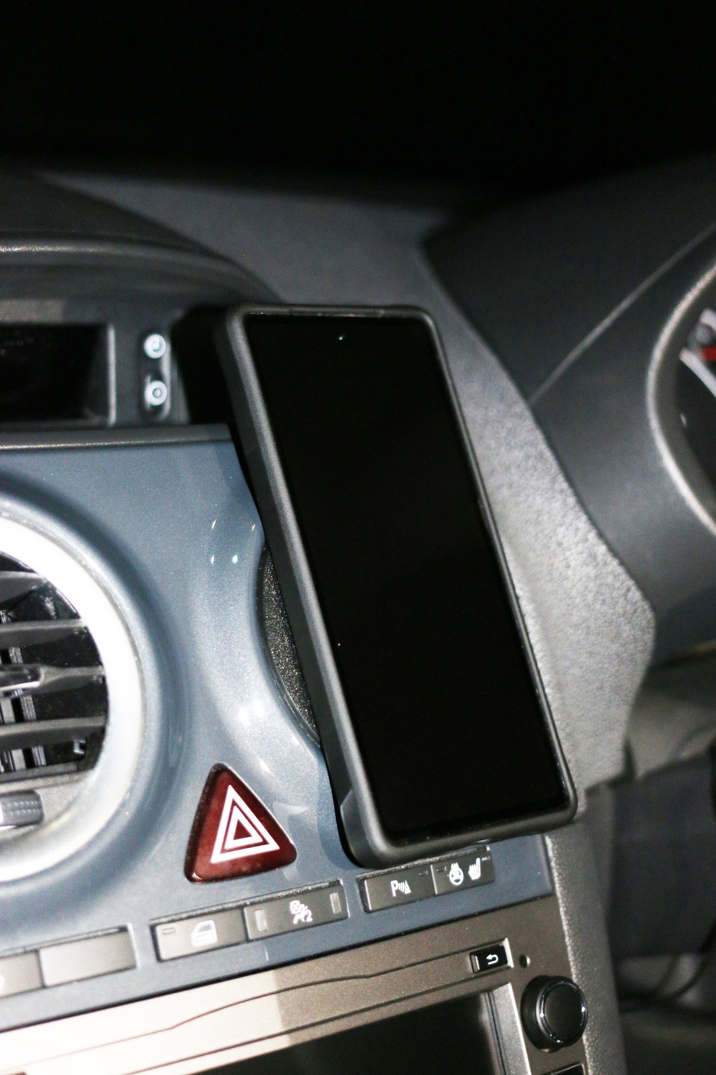 Vauxhall Corsa D MagSafe Charger Phone Holder