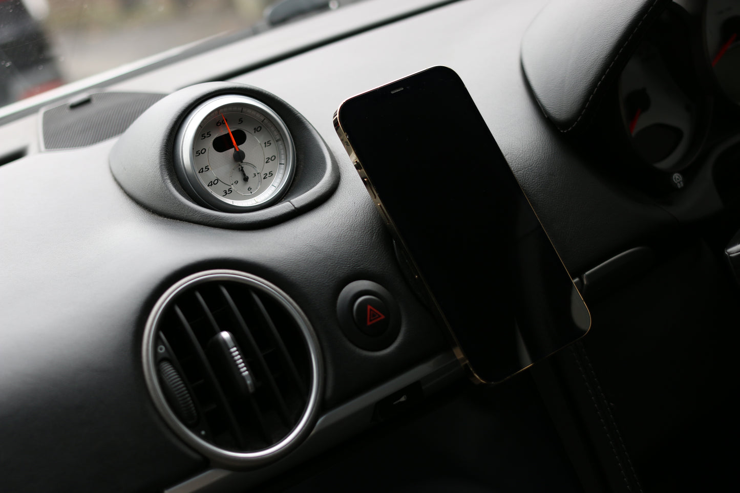987 Boxster Cayman MagSafe Charger Phone Holder