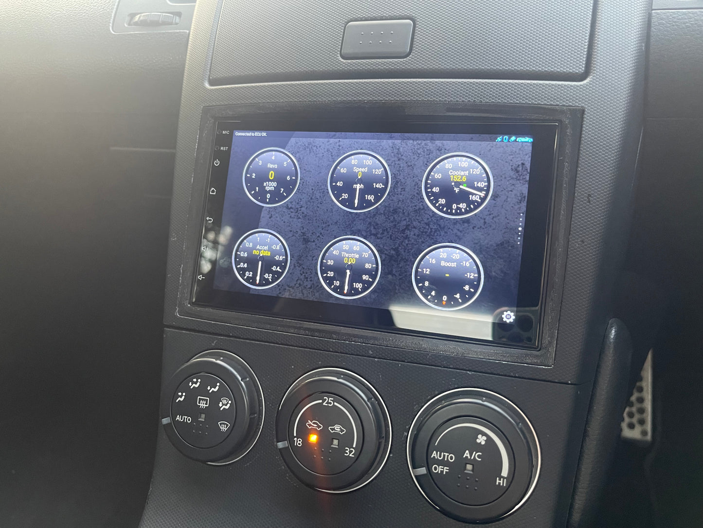 Nissan 350Z VoltMount Screen Wireless CarPlay Android Auto