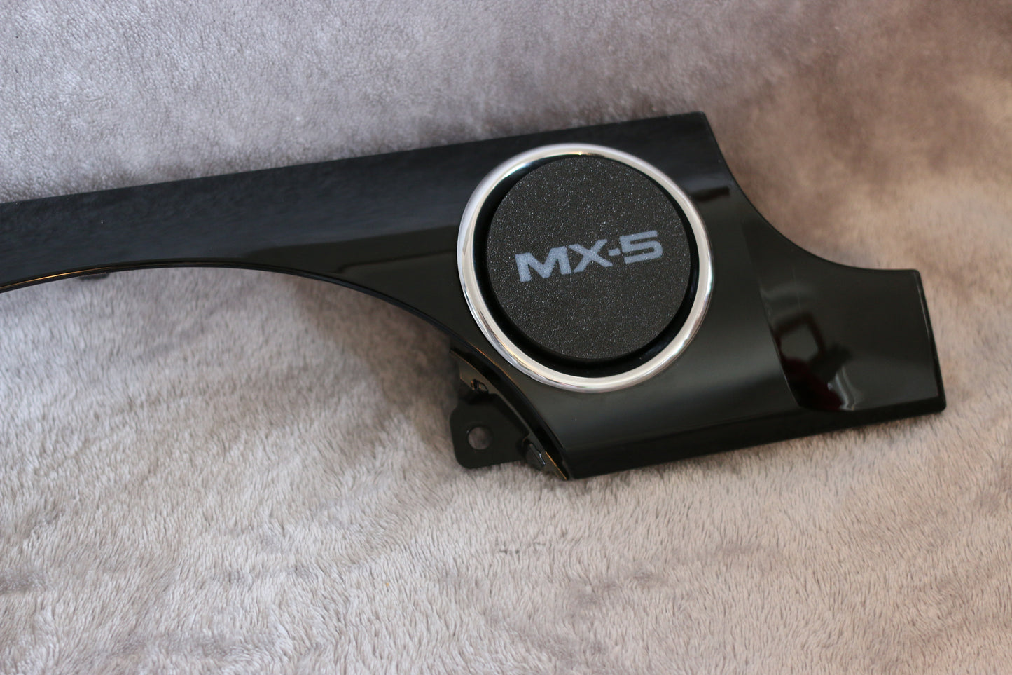 Mazda MX5 MK3 NC MagSafe Charger Phone Holder