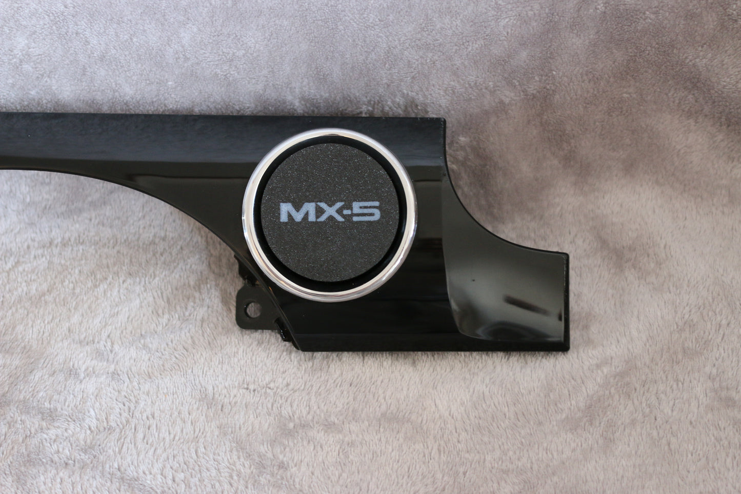 Mazda MX5 MK3 NC MagSafe Charger Phone Holder