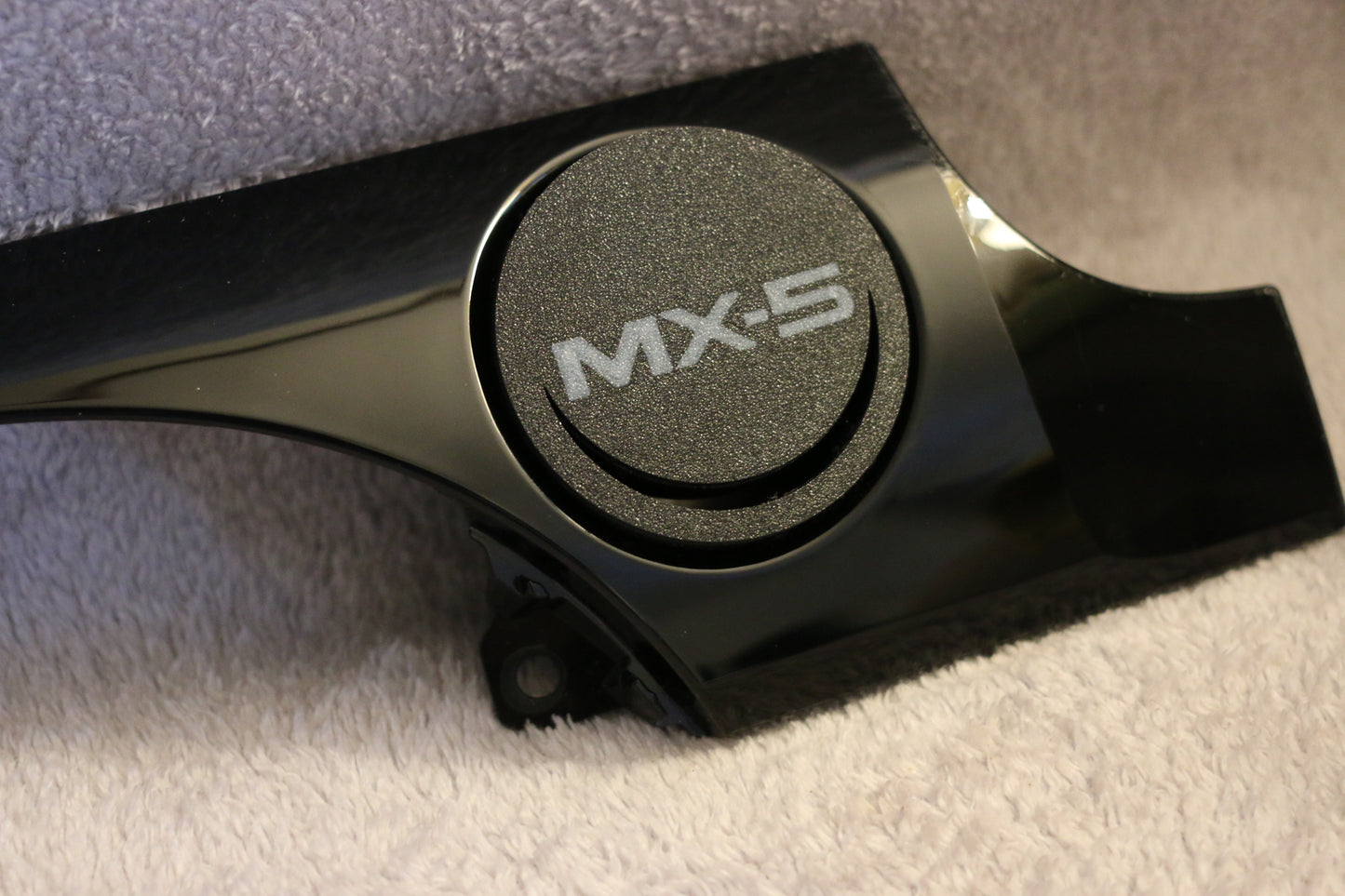 Mazda MX5 MK3 NC MagSafe Charger Phone Holder