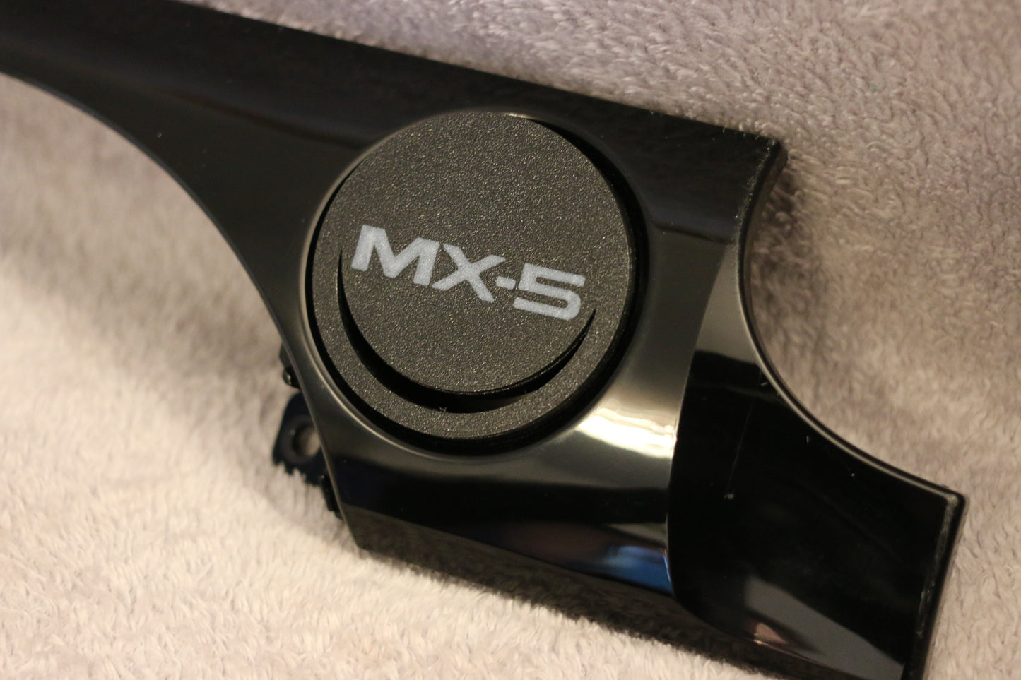 Mazda MX5 MK3 NC MagSafe Charger Phone Holder