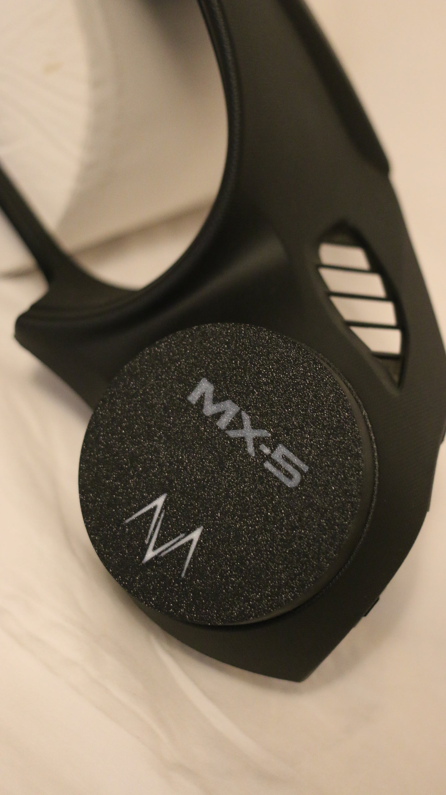 Mazda MX5 MK4 ND MagSafe Charger Phone Holder