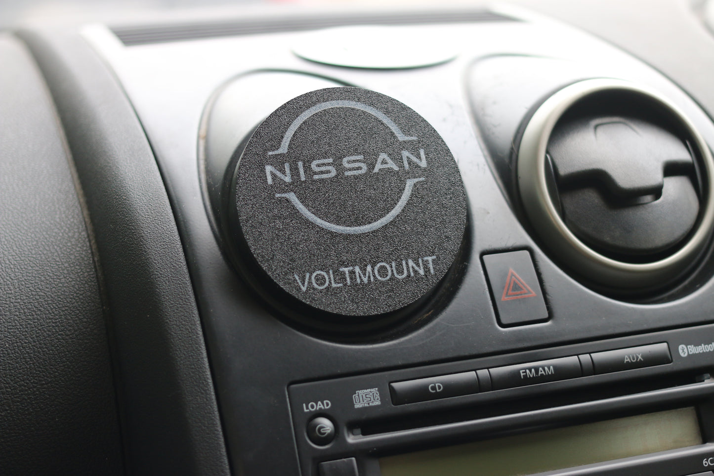 Nissan Qashqai 2006-2013 MagSafe Charger Phone Holder