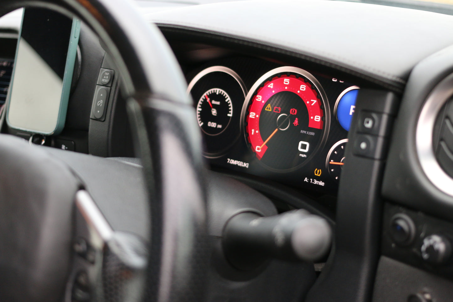 Nissan GTR R35 VMount Digital Dash CarPlay Android Miracast Virtual Cockpit