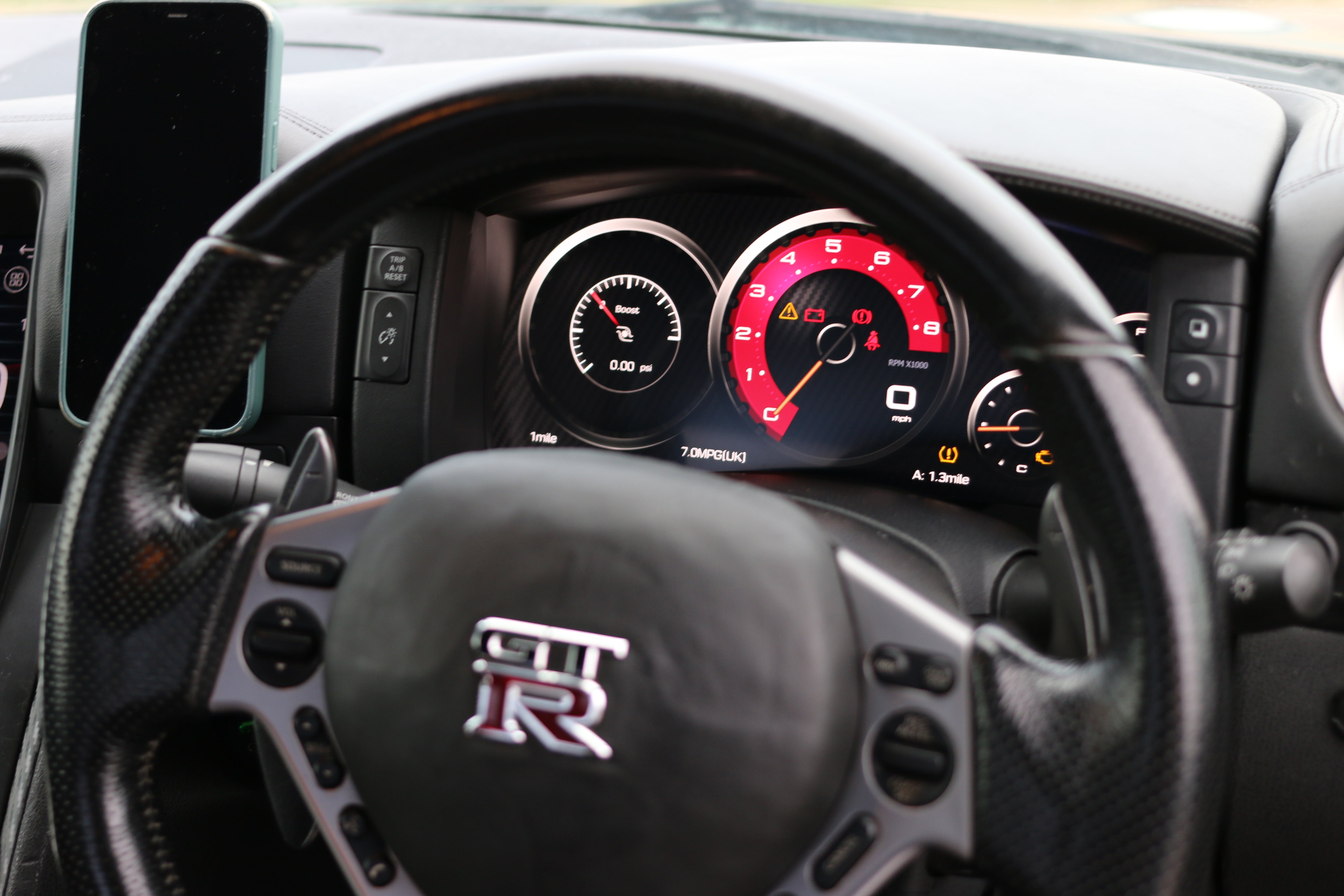 Nissan GTR R35 VMount Digital Dash CarPlay Android Auto Virtual Cockpit