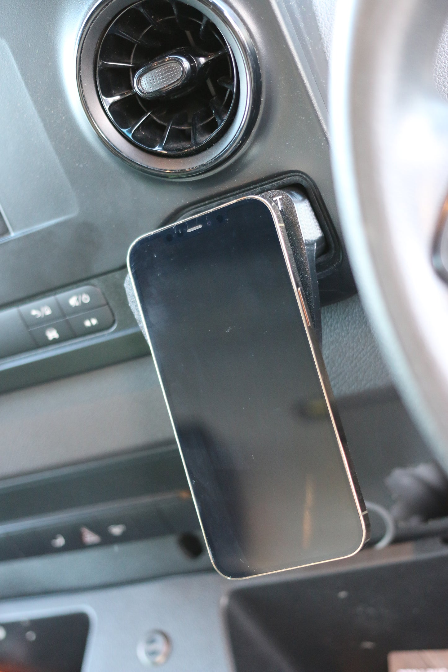 Mercedes Sprinter MagSafe Charger Phone Holder 2019-2025