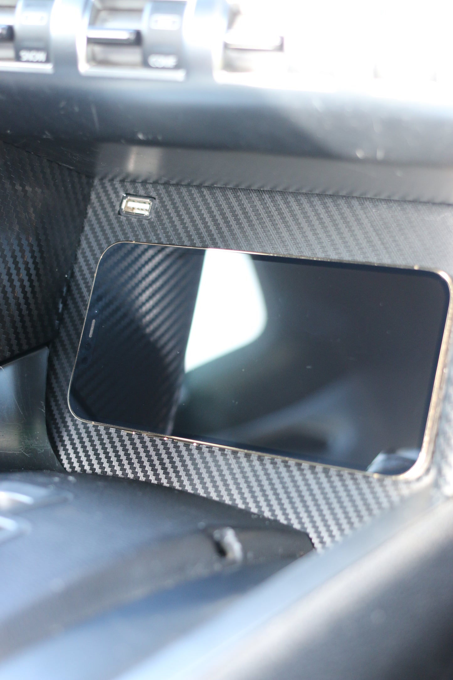 Nissan GTR 14.4 inch Screen (CBA DBA Models) Headunit